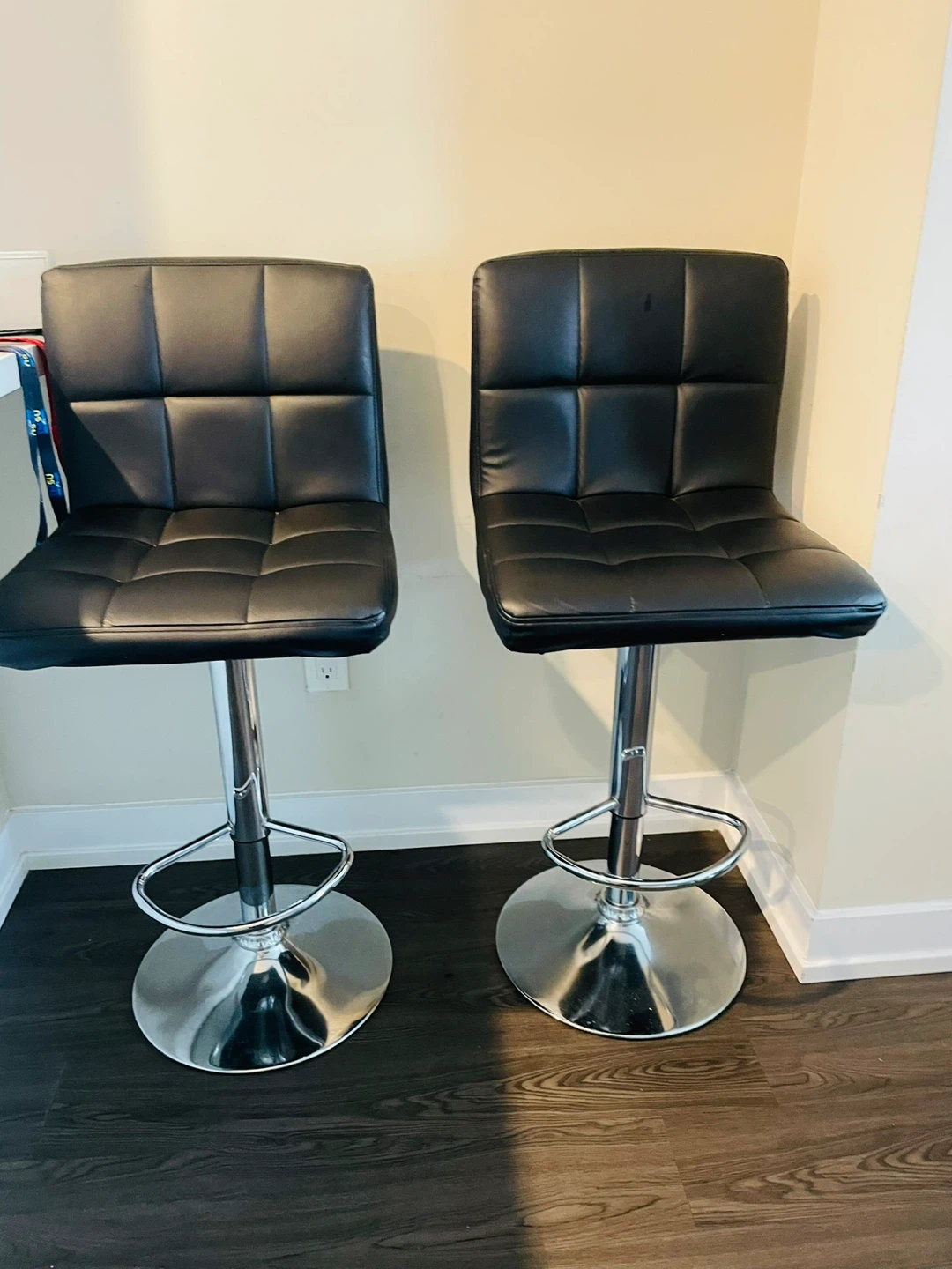 Set of 2 Black PU Leather Swivel Bar Stools