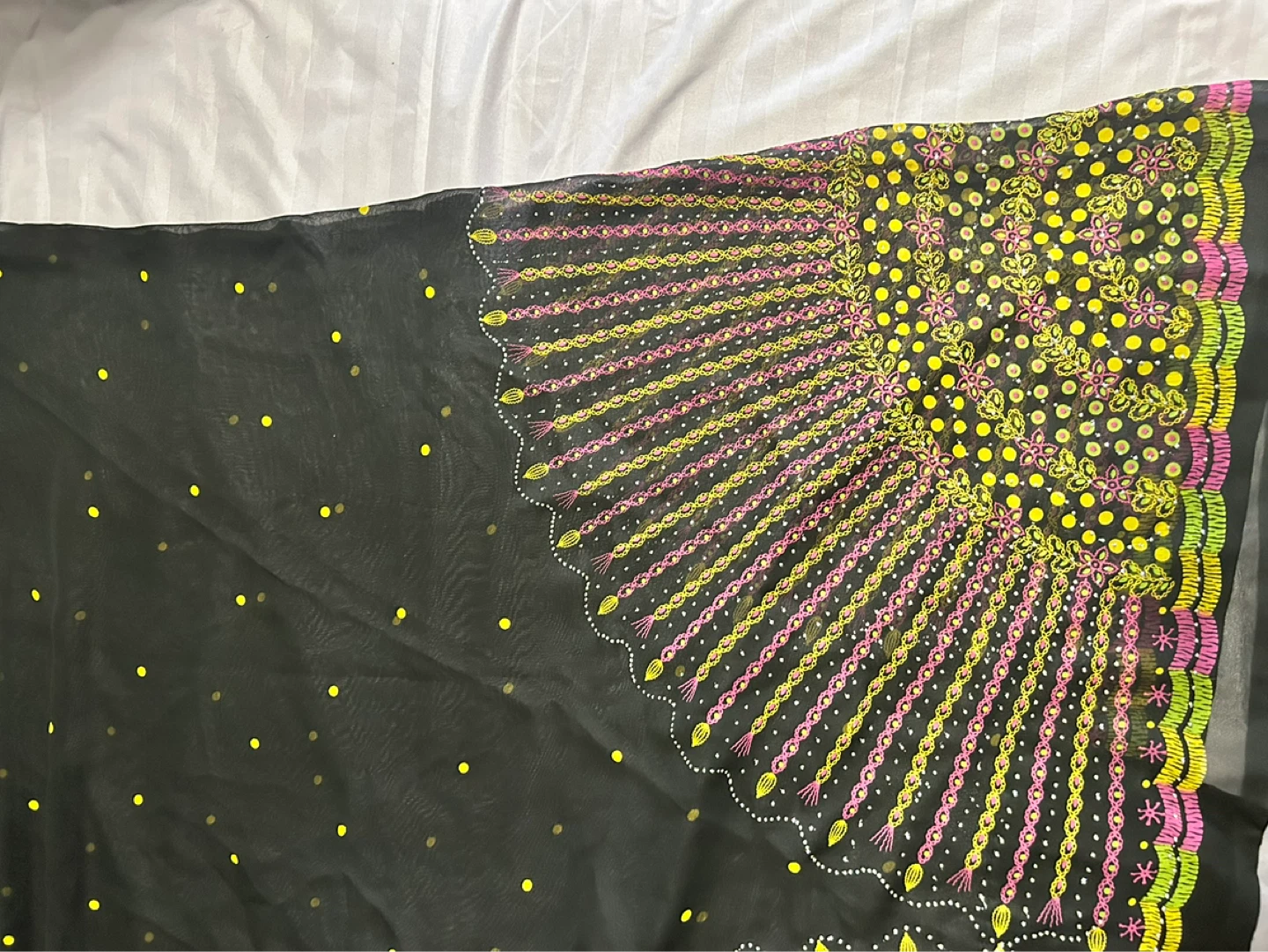 Multiple Sarees - photo 5