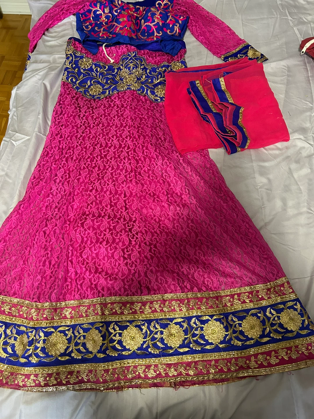 Indian salwar kameez sets - assorted colours and sizes