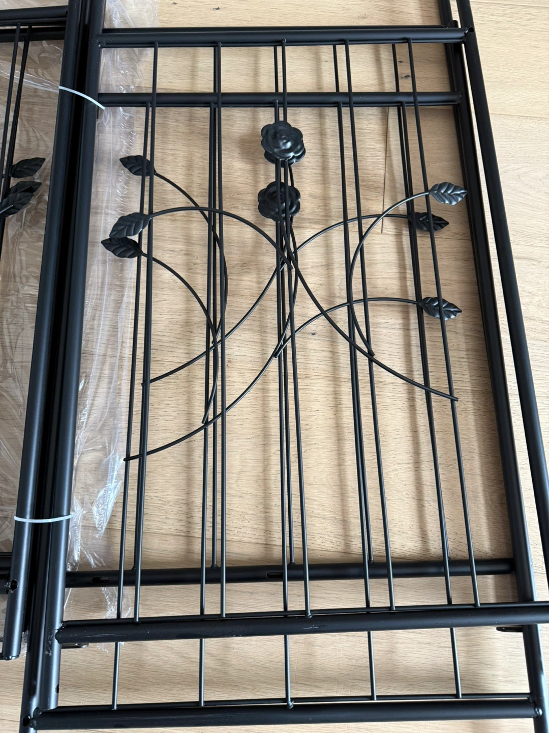 Black Metal Garden Arch with Gate - photo 3