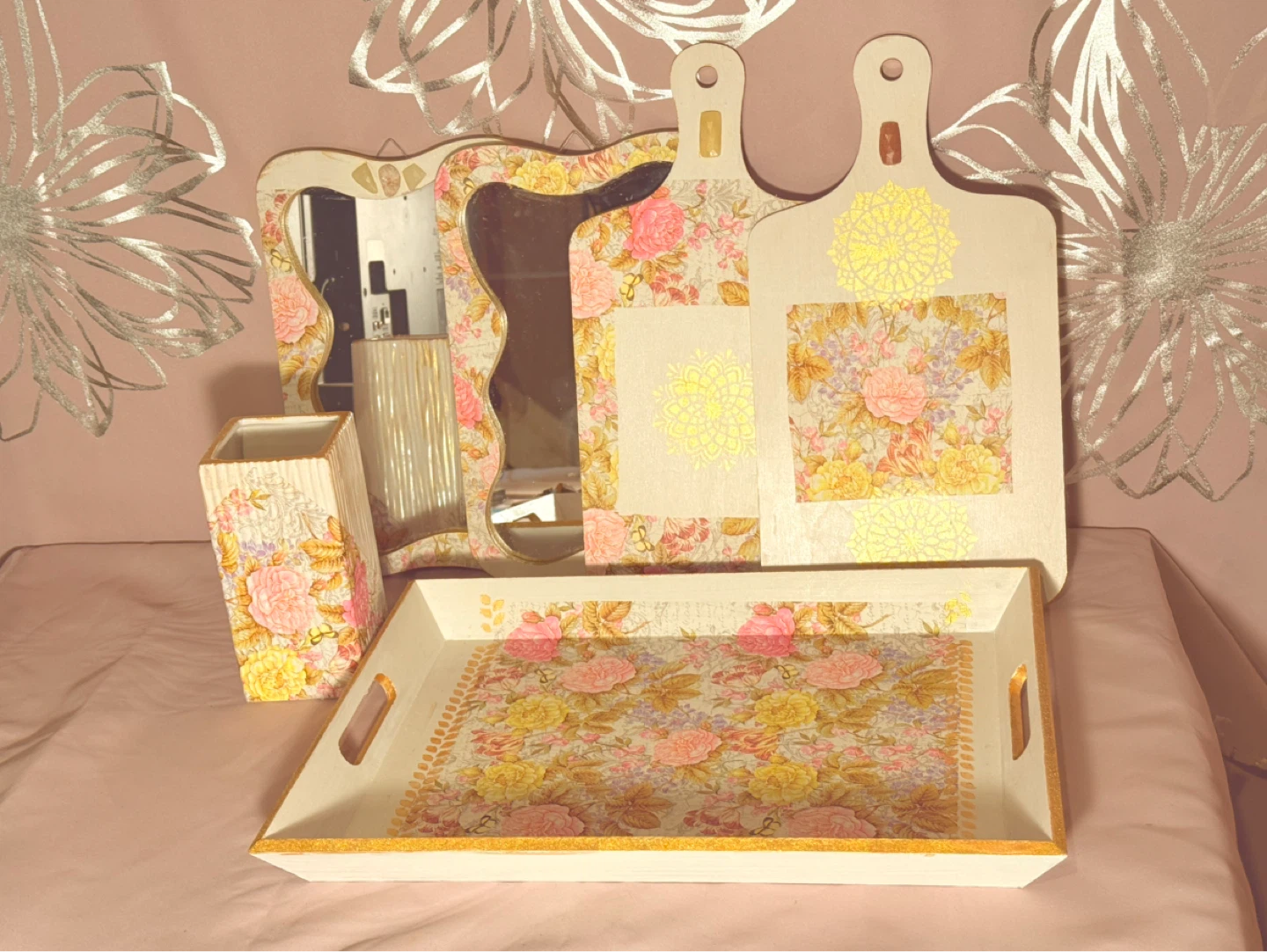 Floral decorative boards, tray, and holder - photo 4