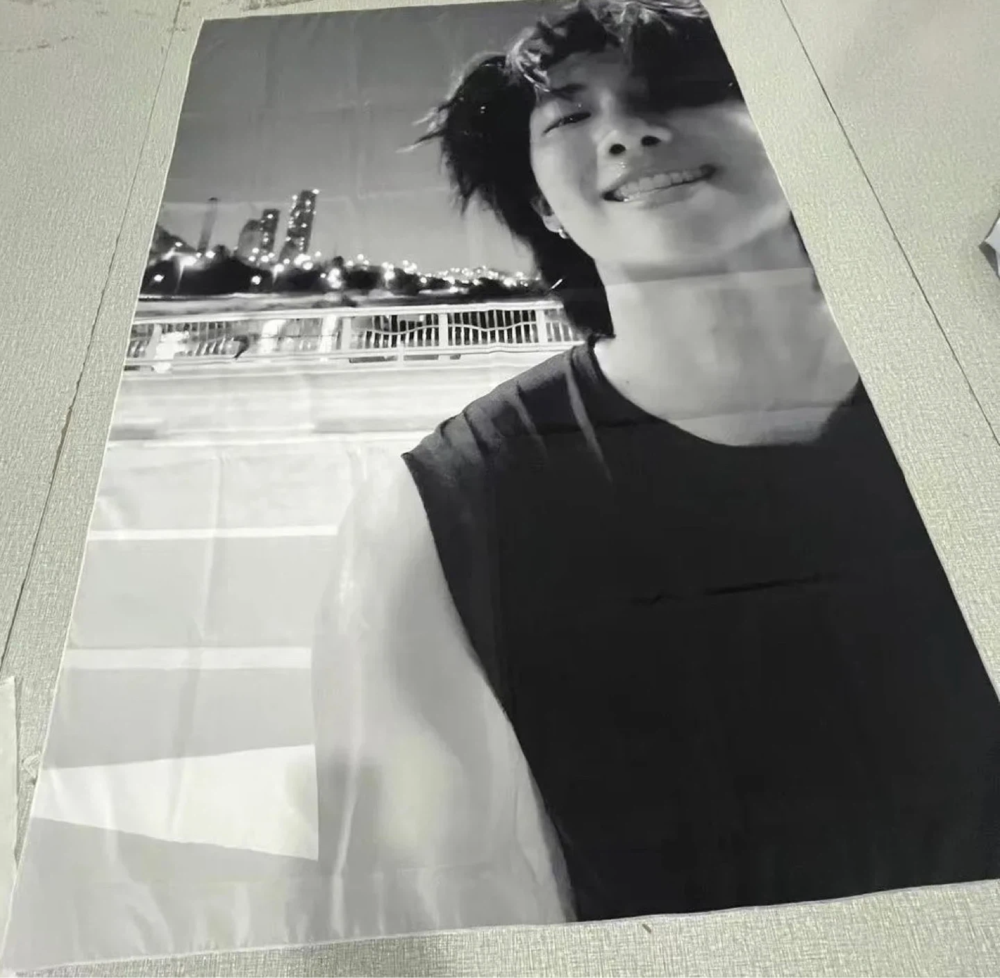 K-Pop Idol Tapestry Wall Hanging - photo 3