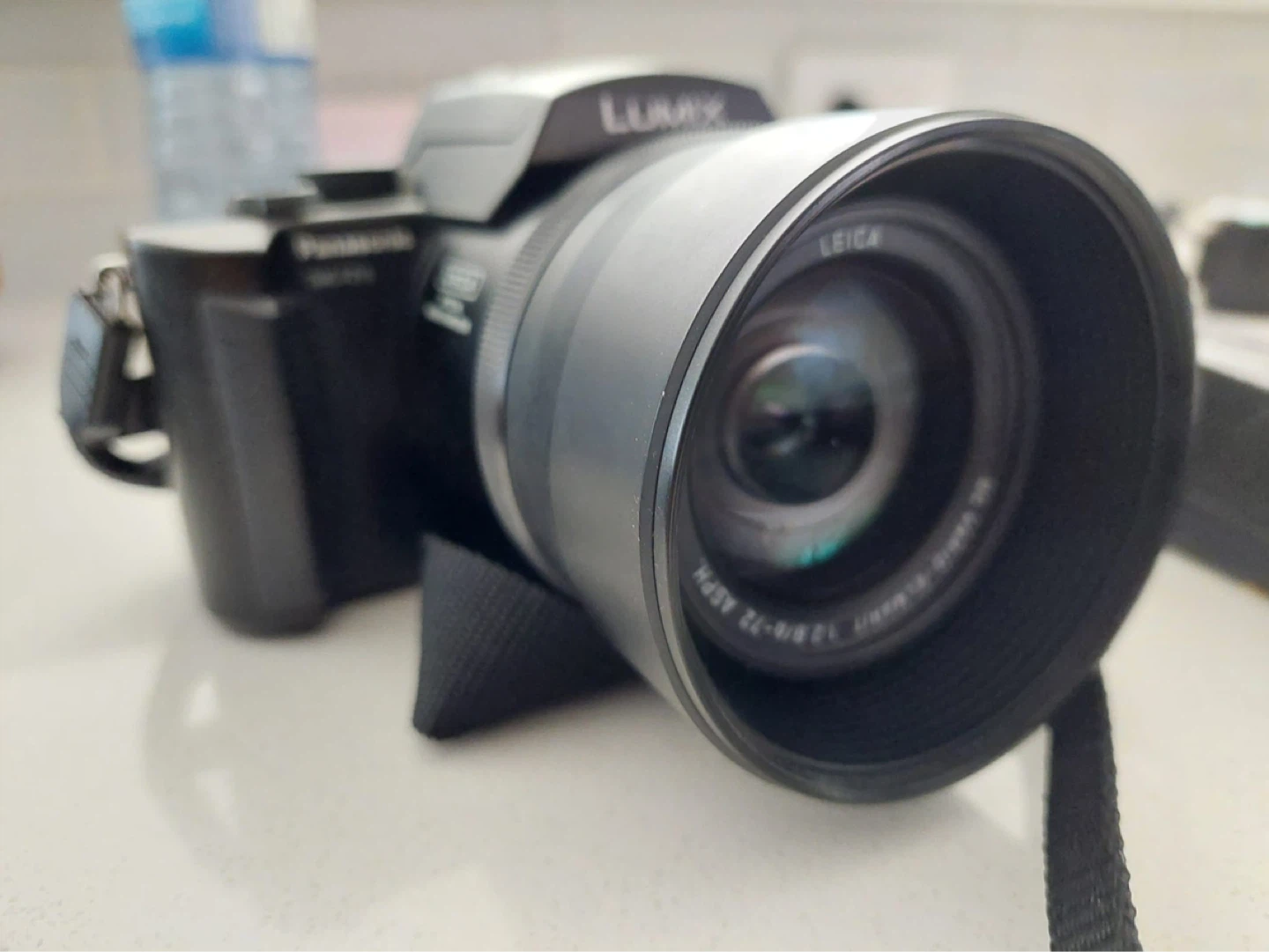 Panasonic Lumix DMC-FZ10 12x Optical Zoom Digital Camera