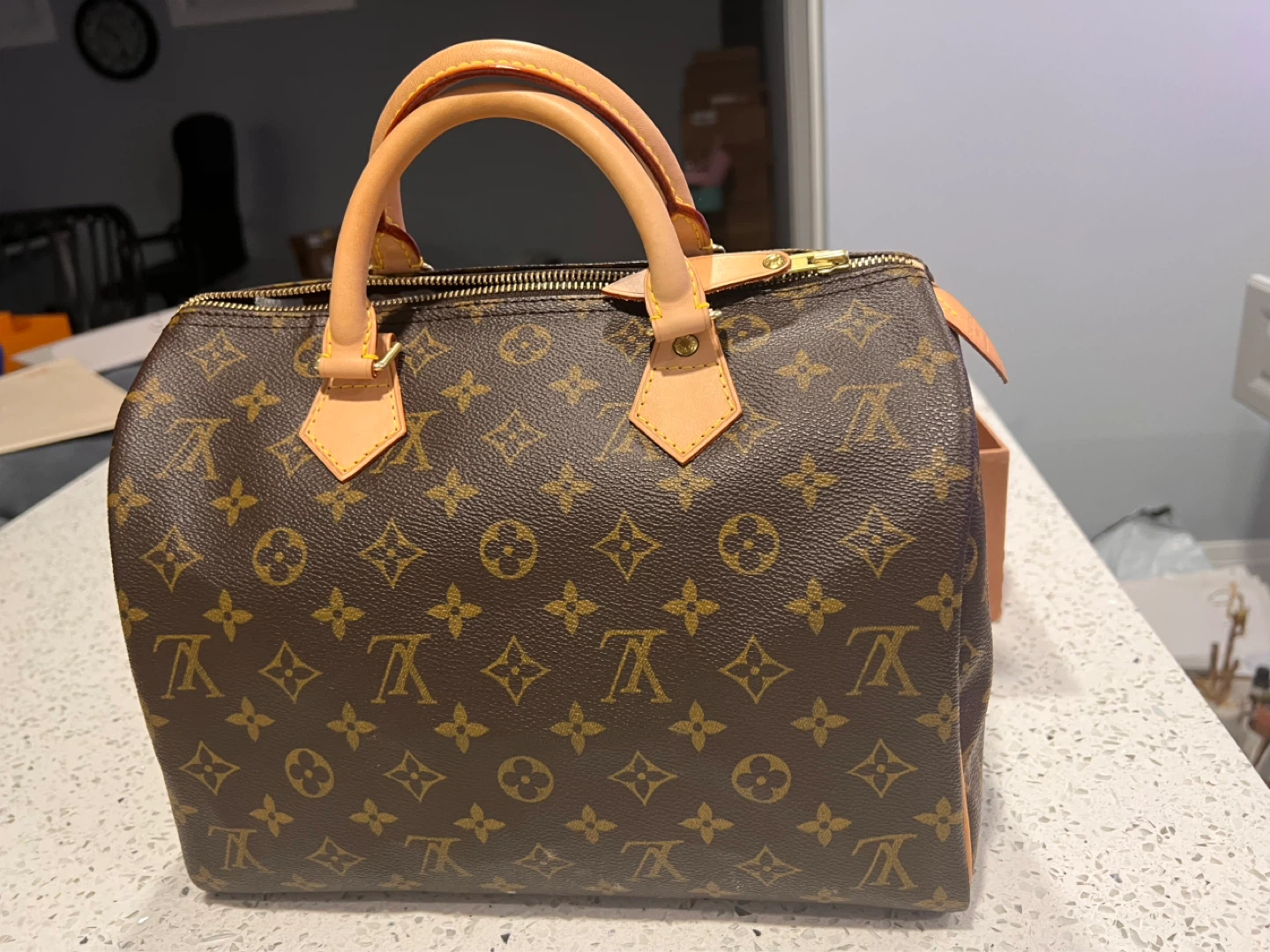 Louis Vuitton Speedy Monogram Canvas Handbag - photo 3