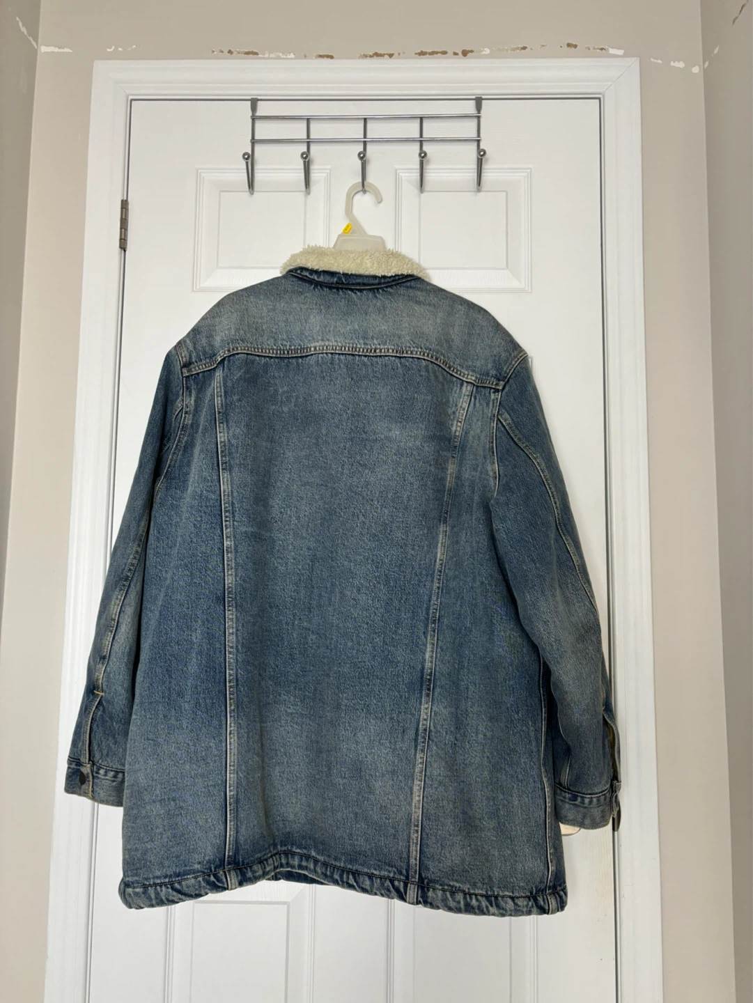 Levi's Sherpa Lined Denim Trucker Jacket - Size XXL - photo 3