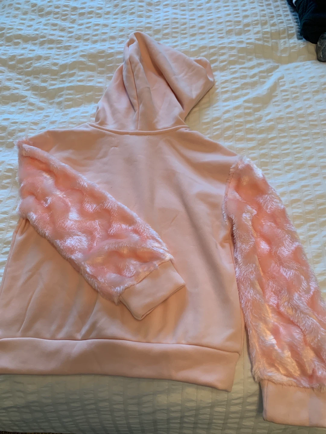 Beautes girls pink faux fur heart hoodie M 10/12 - photo 4