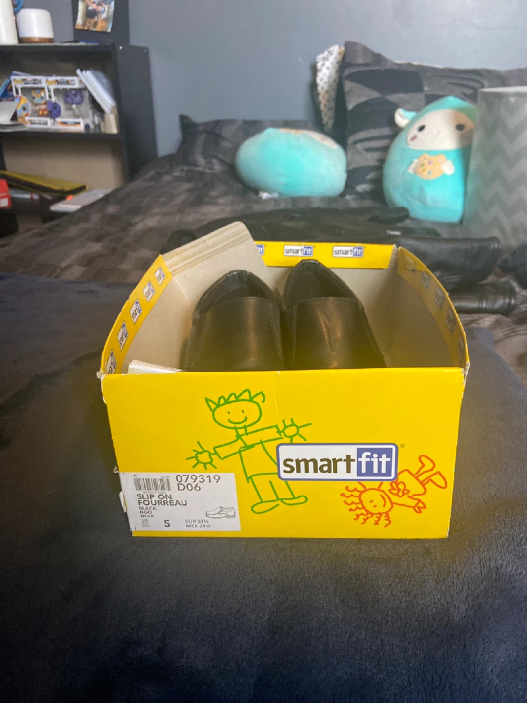 Smartfit Kids Black Slip-On Shoes - Size 5 - photo 2