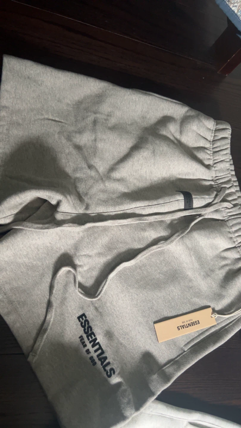 Fear of God Essentials Sweatpants - Grey - Medium