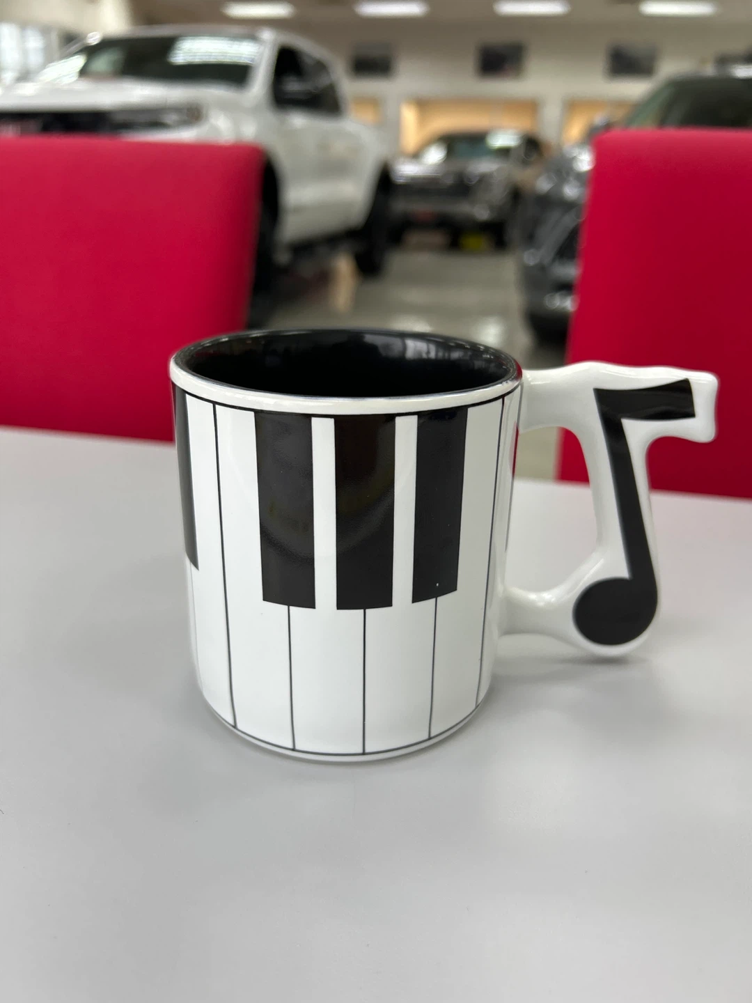 HSI Piano Keyboard & Music Note Handle Mug