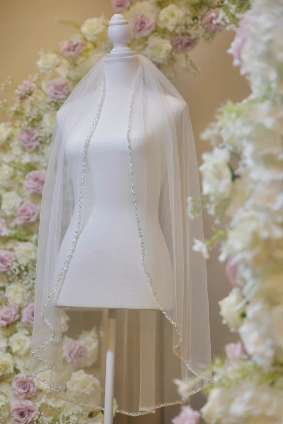 Beads & Pearls veil (fingertip and Floor length) brand new - photo 3