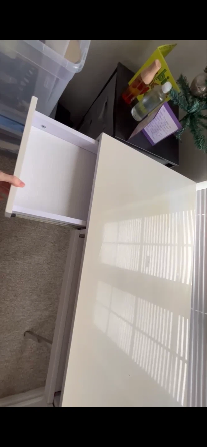 White Desk with Drawers - photo 5