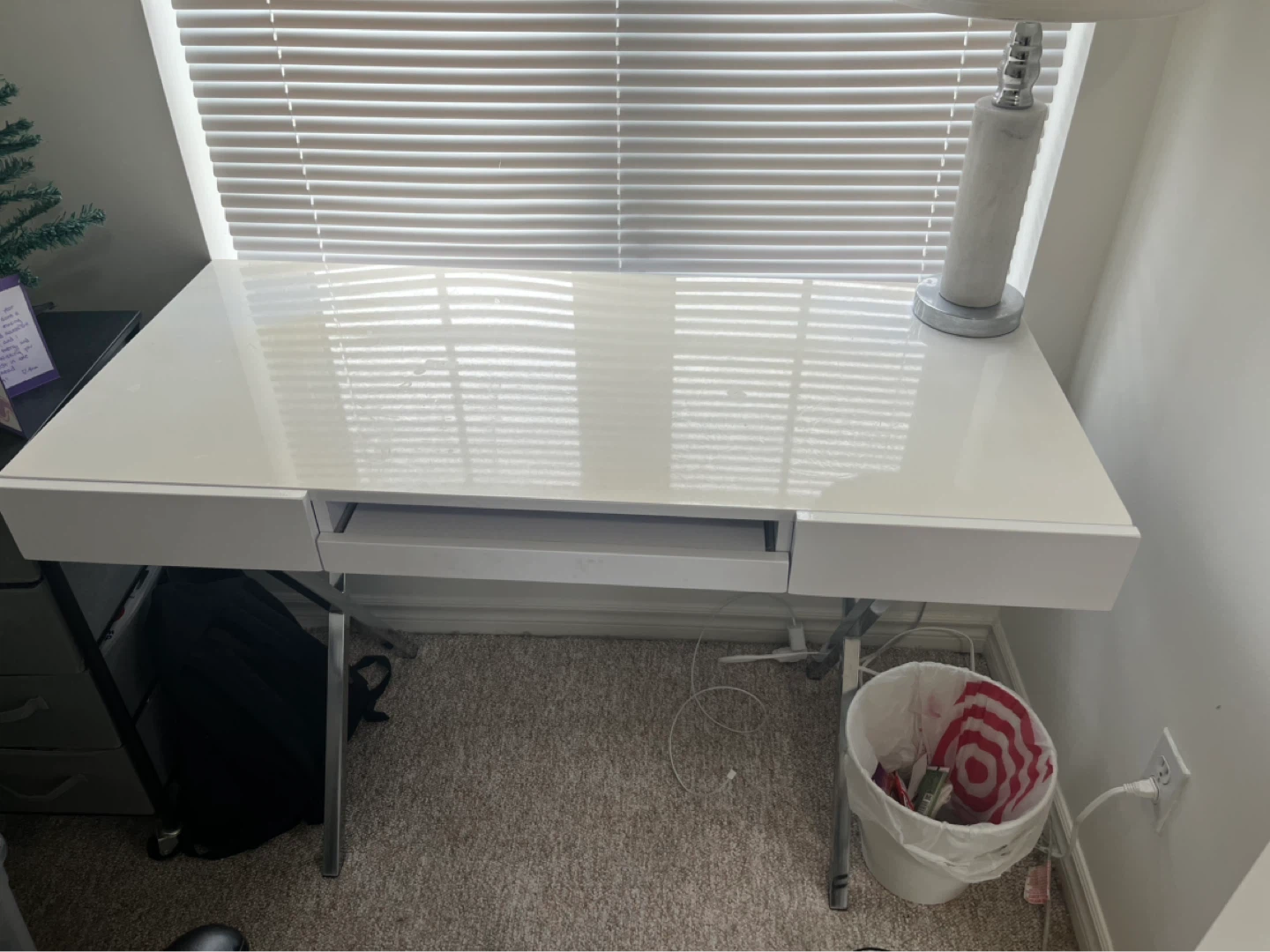 White Desk with Drawers - photo 2