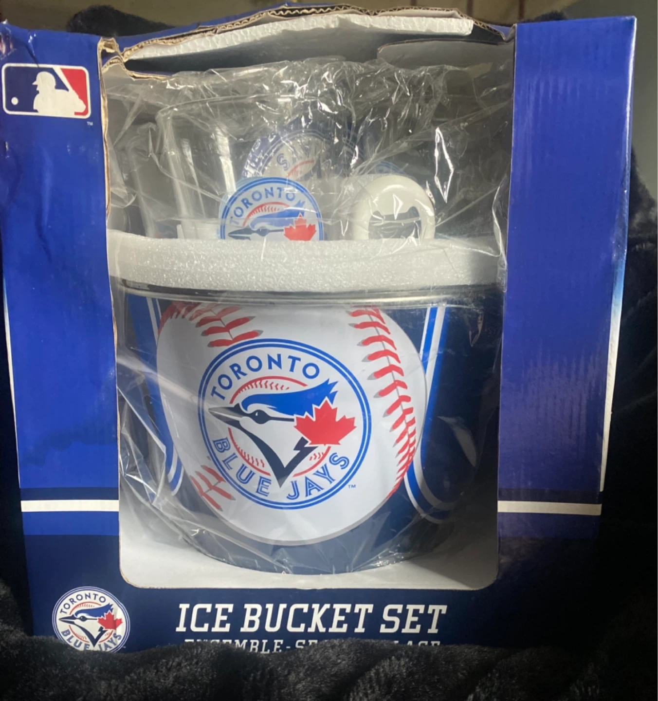 Toronto Blue Jays  Ice Bucket & Bar Set (Brand New)