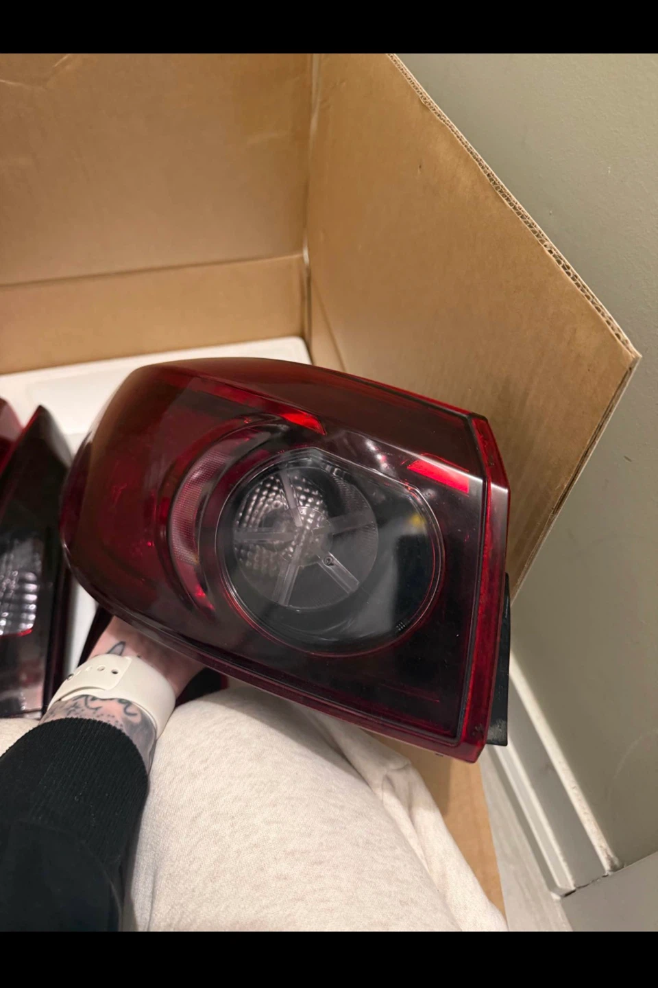 14-18 stock mazda 3 sedan tail lights - photo 2