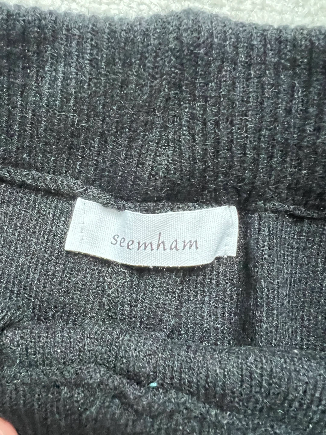 Seemham Black Knit Cropped Pants - One Size - photo 2