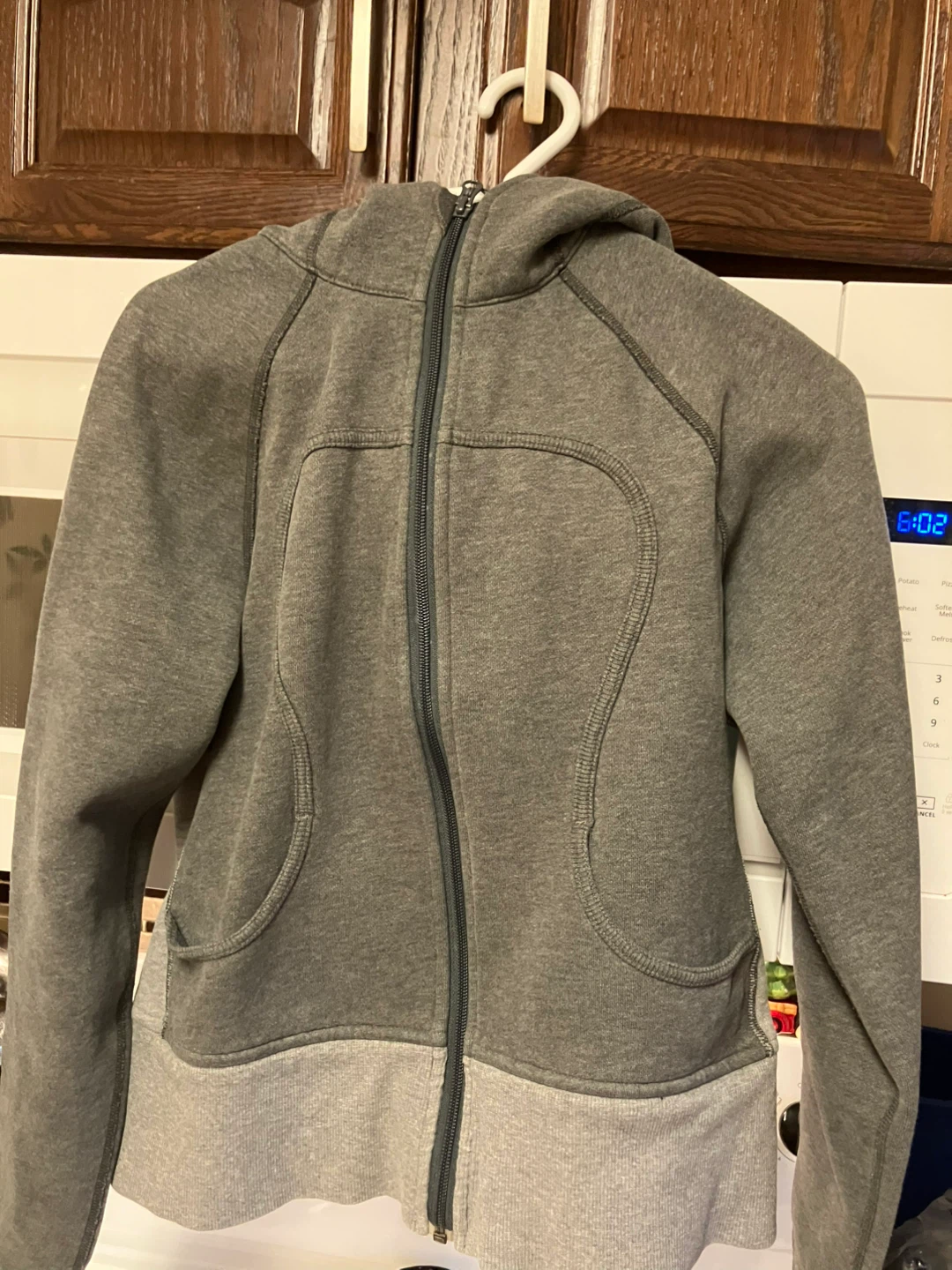 Lululemon Grey Hoodie Size 8