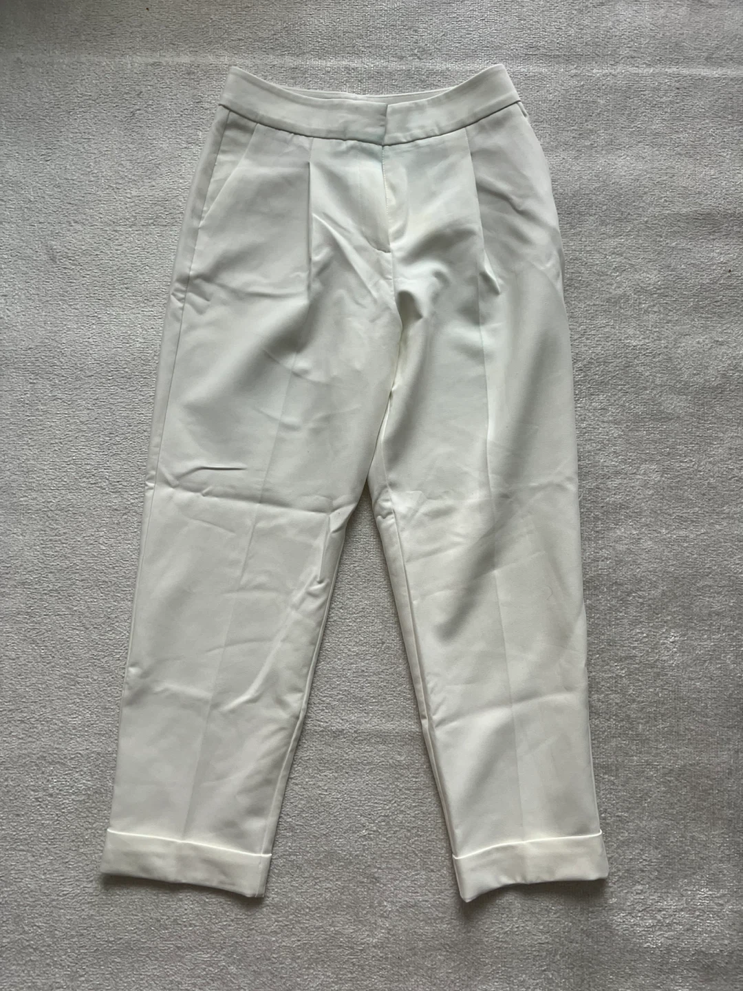 Zara White Cropped Trousers - Size M