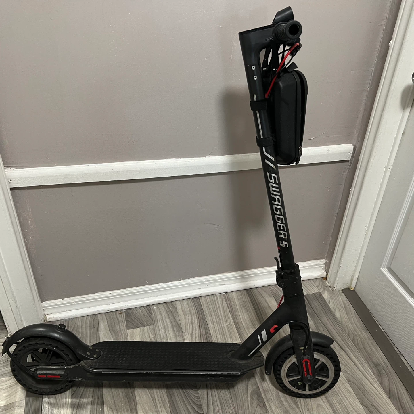 Swagger 5 Electric Scooter