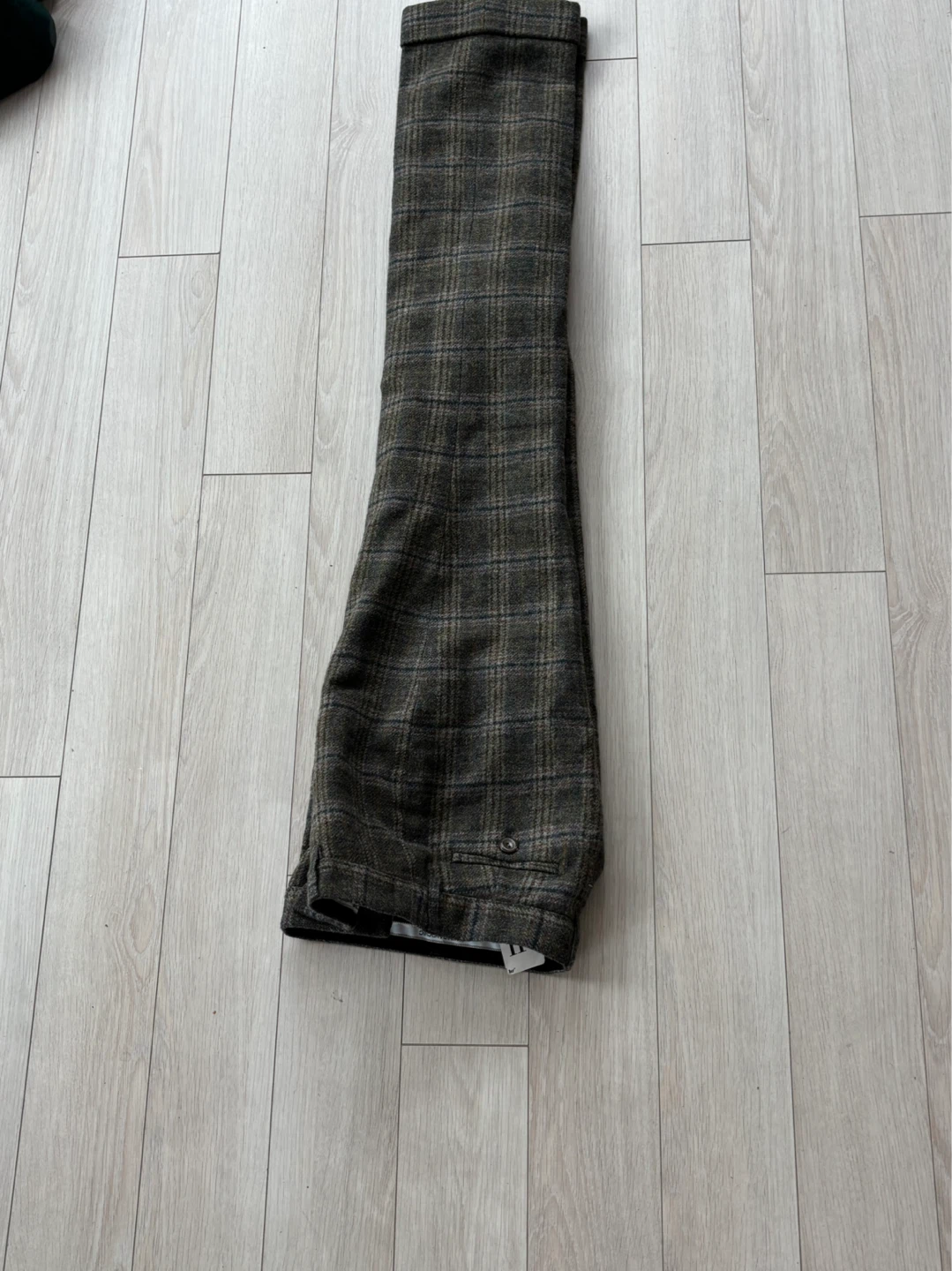 never worn Moschino Cheap & Chic Plaid 100% Wool Pants Size 6 - photo 2