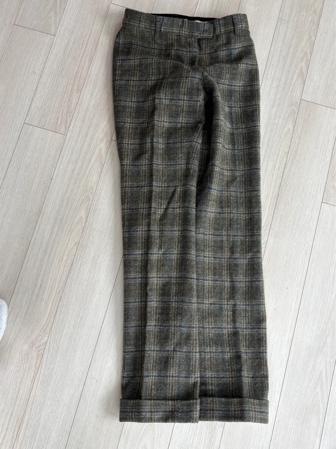 never worn Moschino Cheap & Chic Plaid 100% Wool Pants Size 6 - photo 3