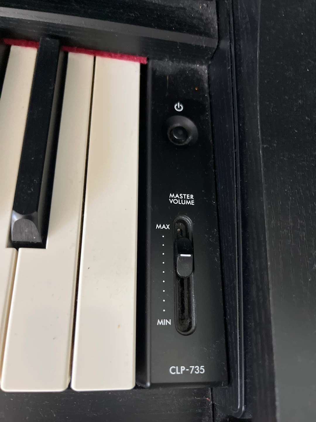 Yamaha Clavinova CLP-735 Digital Piano