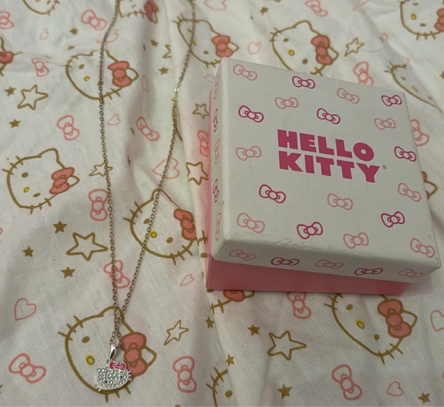 Hello Kitty Pendant Necklace and Earring Set - photo 4