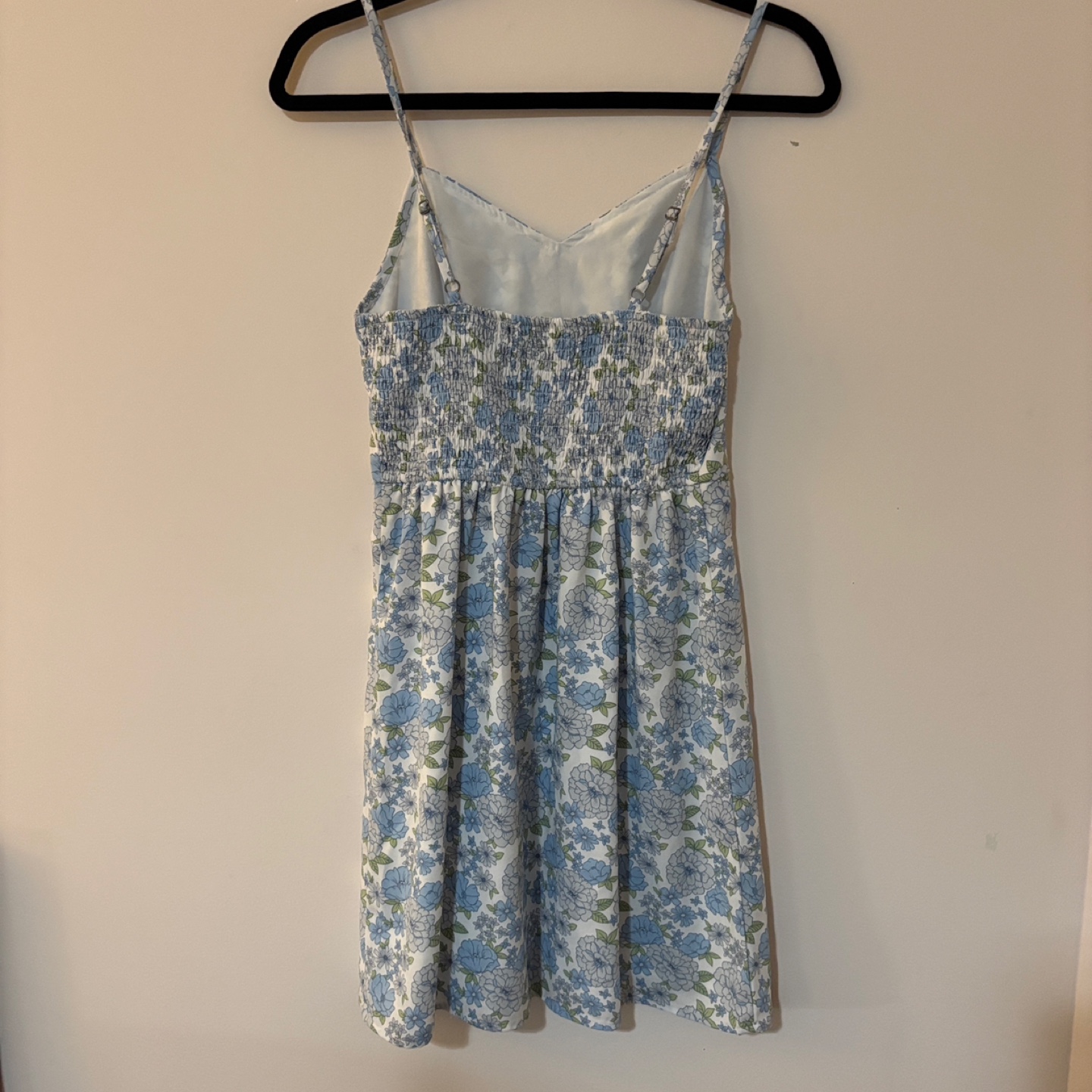 Hollister floral smocked mini dress - Size S - photo 2