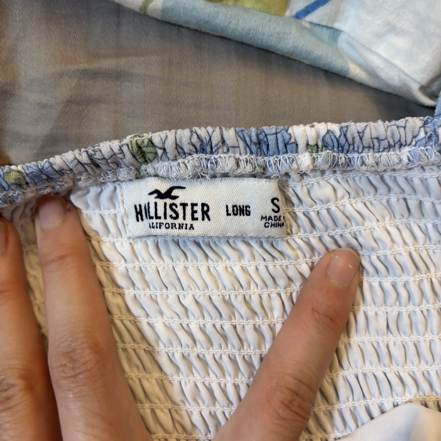 Hollister floral smocked mini dress - Size S - photo 3