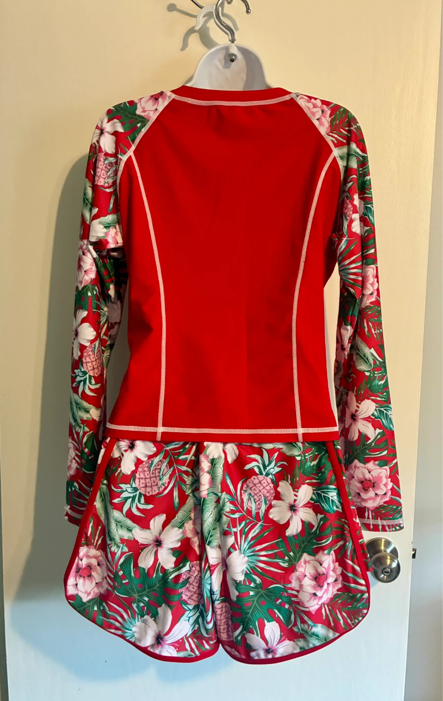 Red Floral Pineapple Rash Guard Swimsuit Set - photo 5