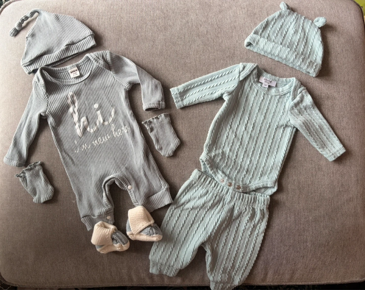 Newborn Baby Outfit Set - 2 Sets