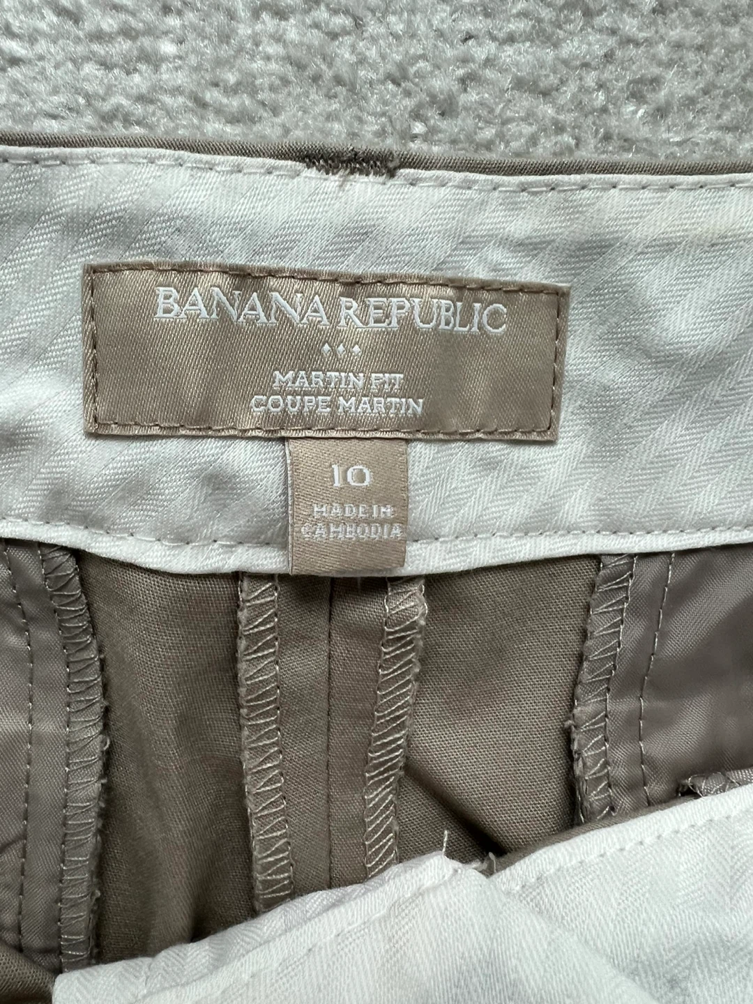 Banana Republic Martin Fit Khaki Pants - Size 10 - photo 2