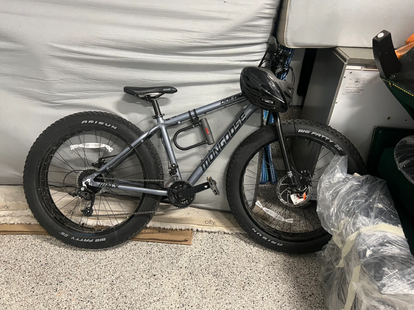 Mongoose "Dolomite" Fat Tire Bike - photo 2