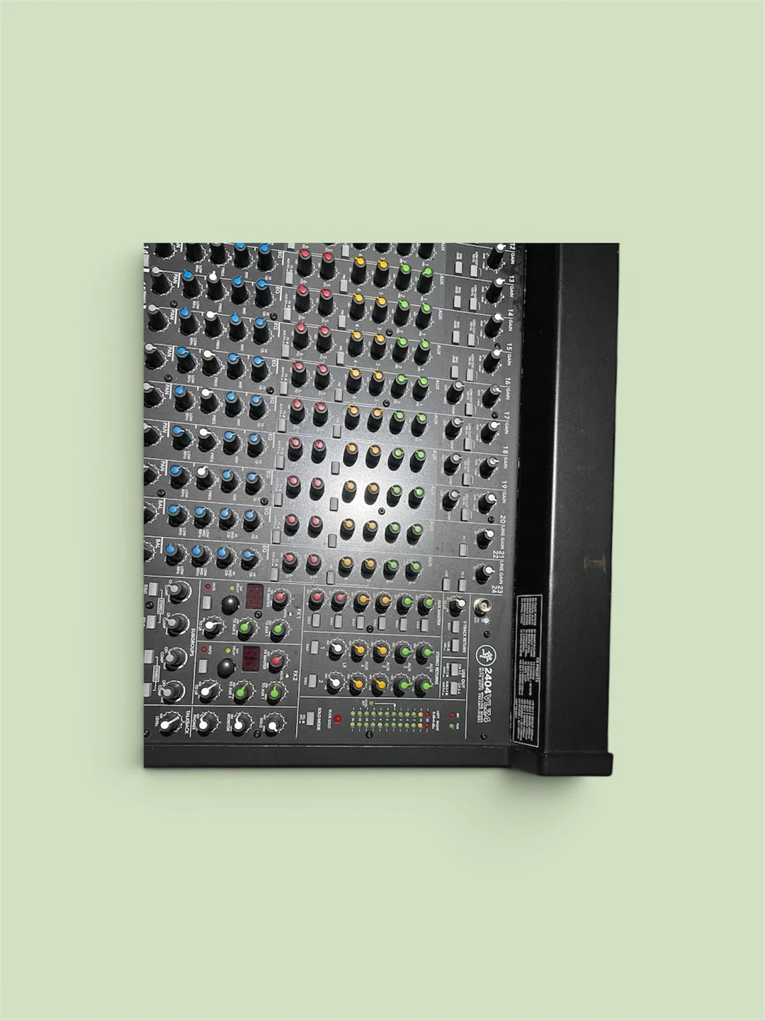 Mackie 2404-VLZ3 24-Channel Mixer - photo 5