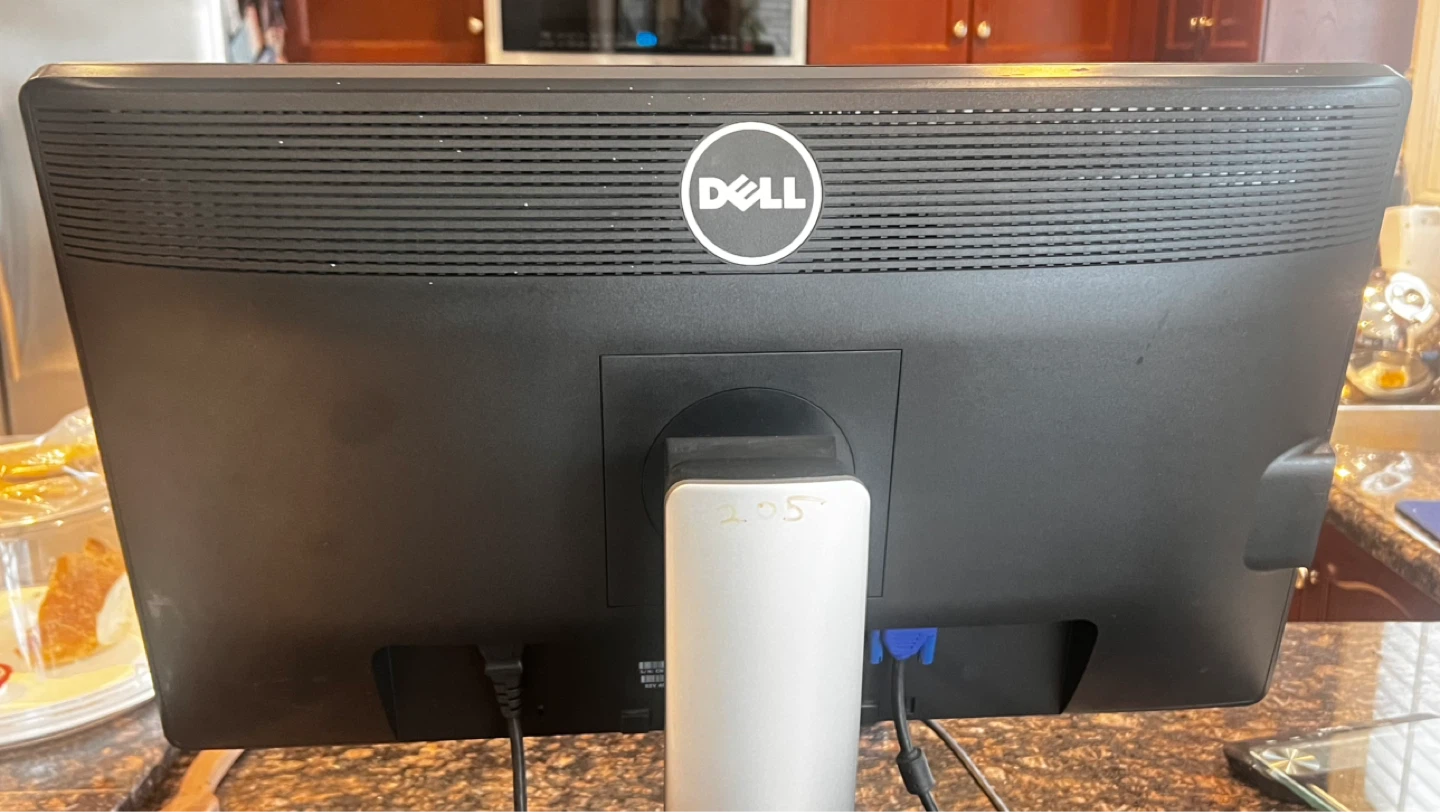 Dell 24" Computer Monitor - photo 2