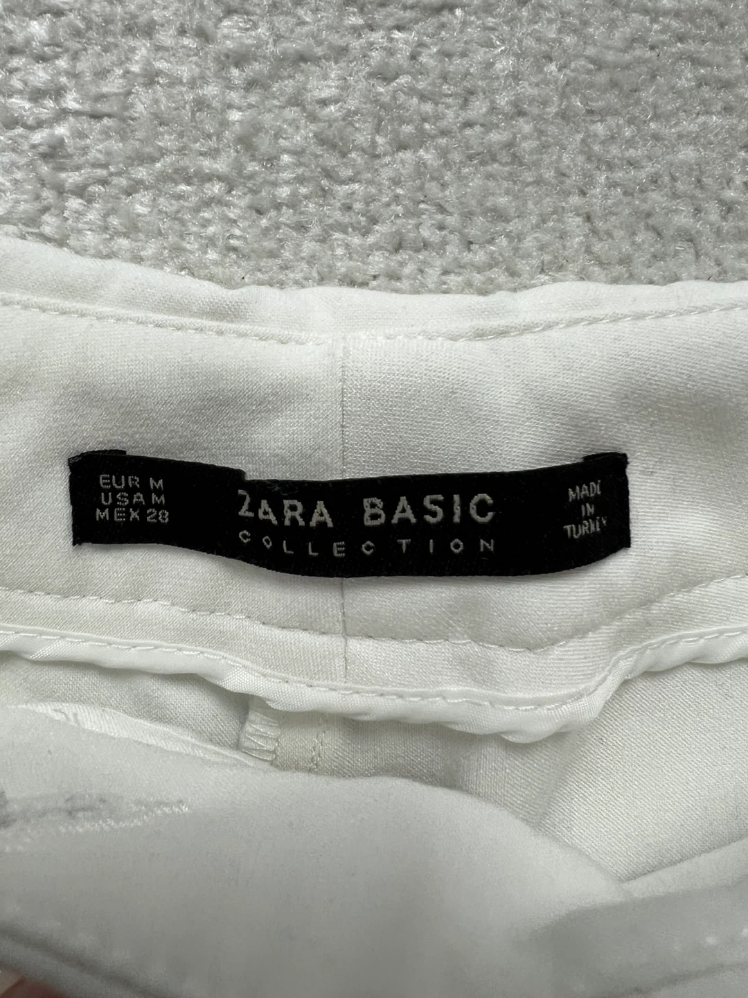 Zara Basic White Cropped Pants - Size M - photo 2