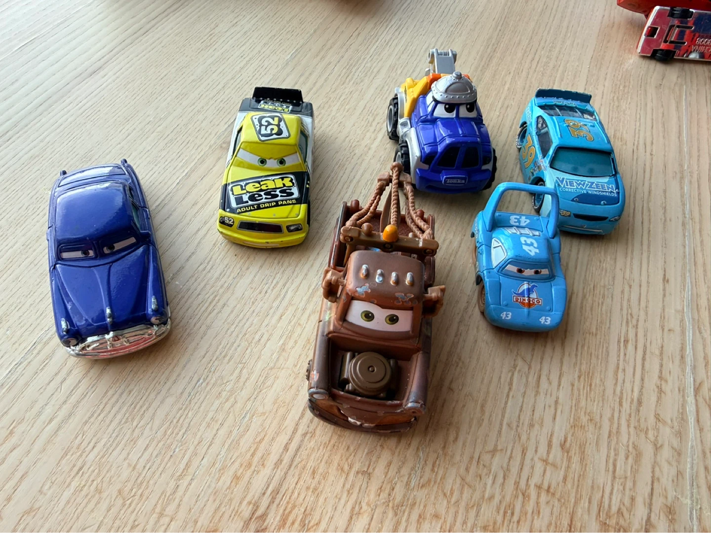 Disney Pixar Cars Die-Cast Toy Cars (Set of 6)