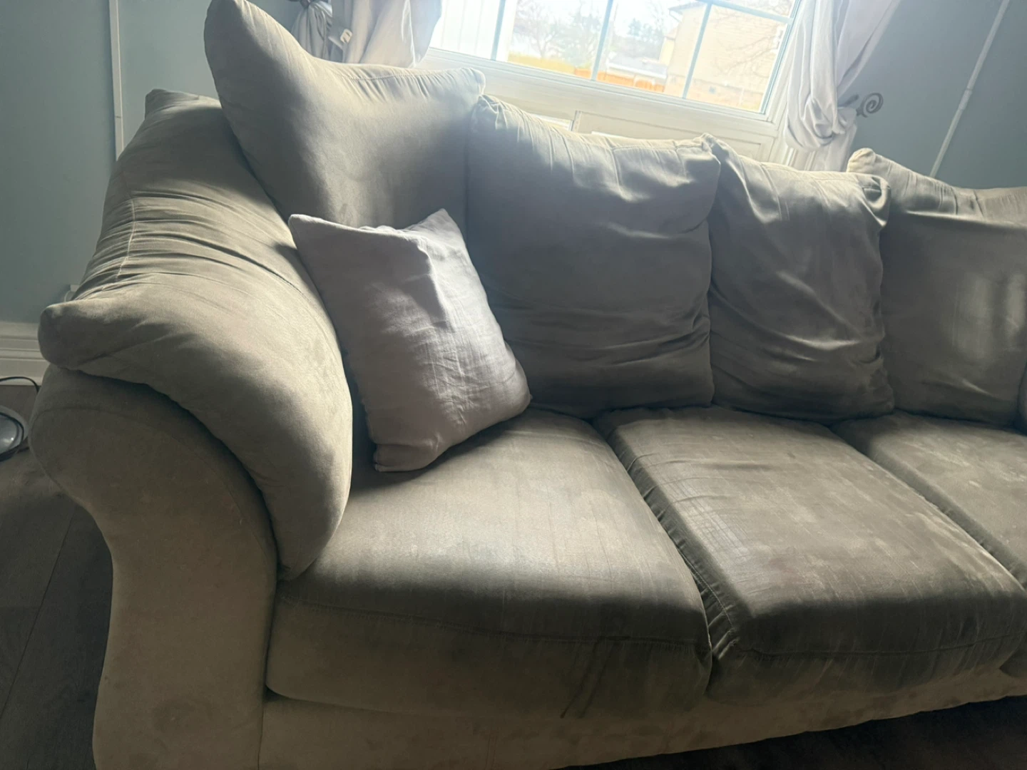 Sofa with 3 cushions seat - photo 3