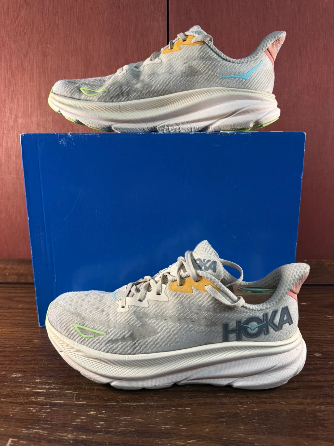 Hoka Clifton 9 ‘Vanilla Astral’ Women’s Running Shoes Sz US 9,5B