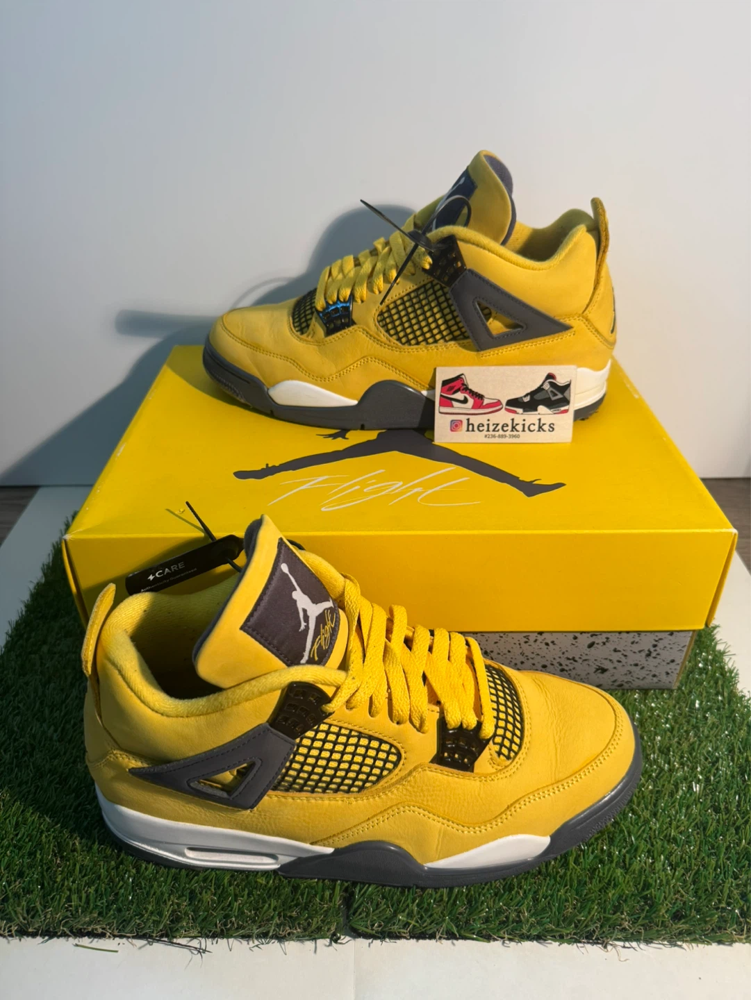 Jordan 4 Lightning size 9.5 - photo 2