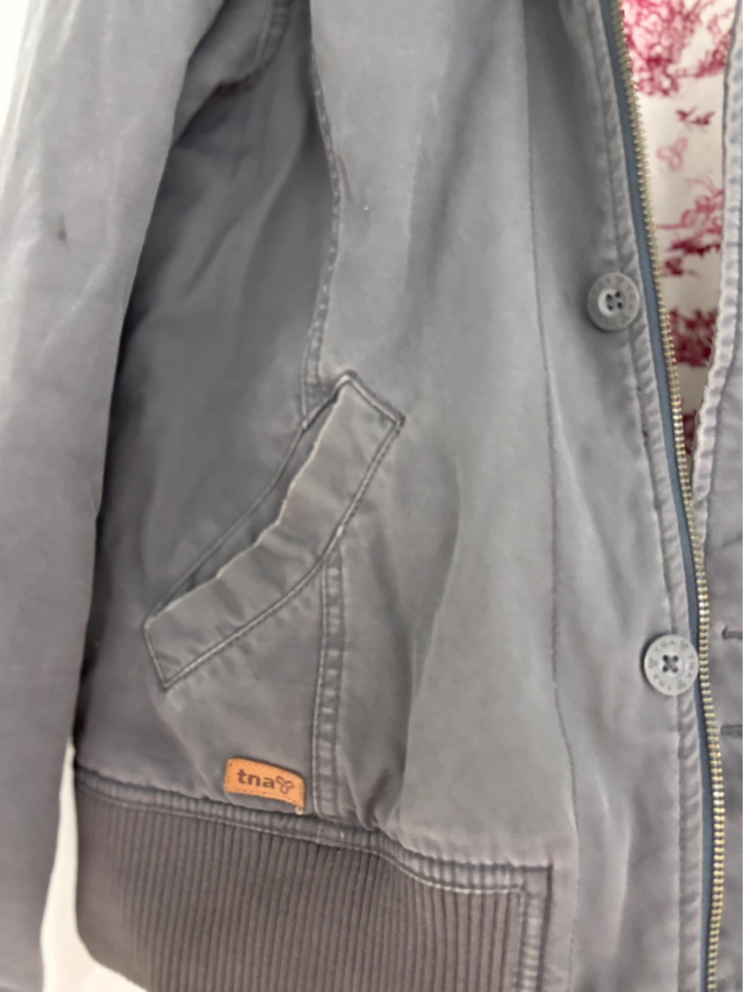 TNA Aritzia Grey Hooded Bomber Jacket - photo 2