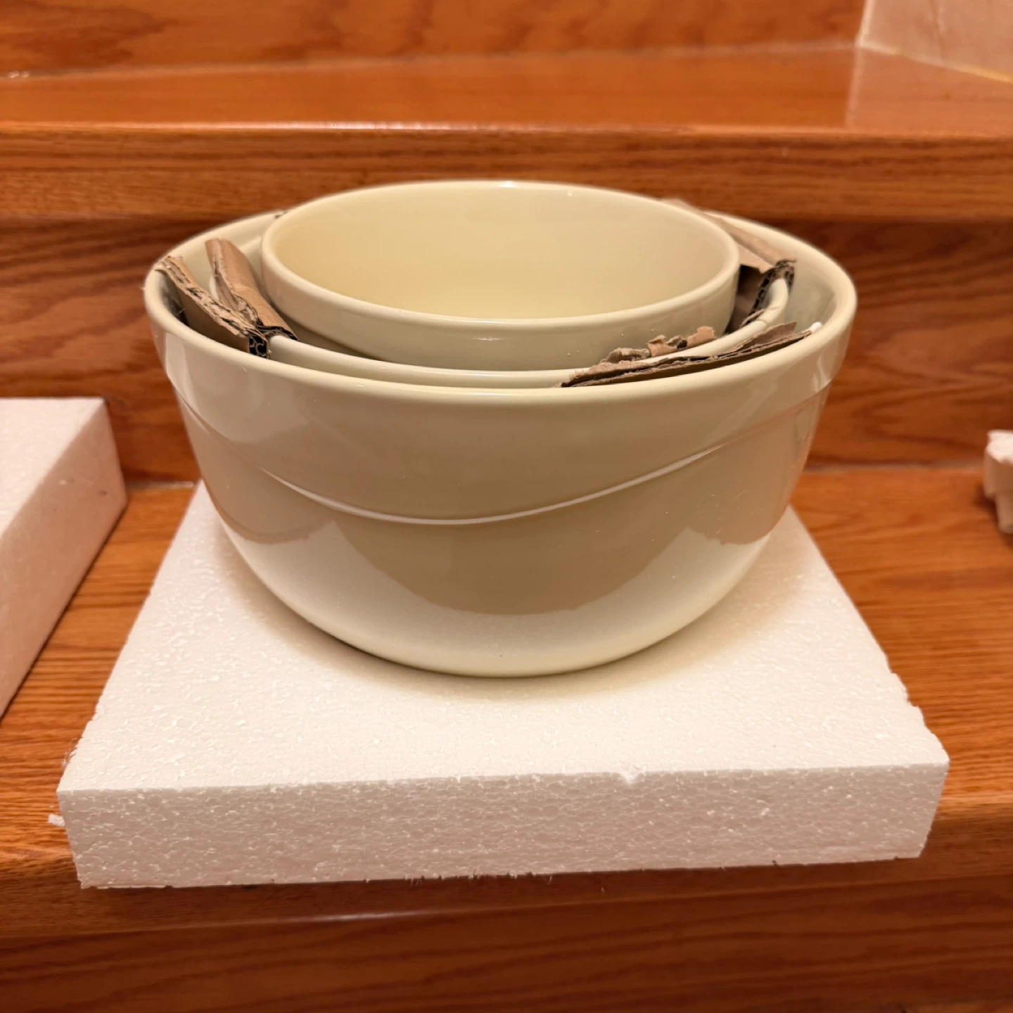 Calphalon 3-Piece Ceramic Mixing Bowl Set - photo 3