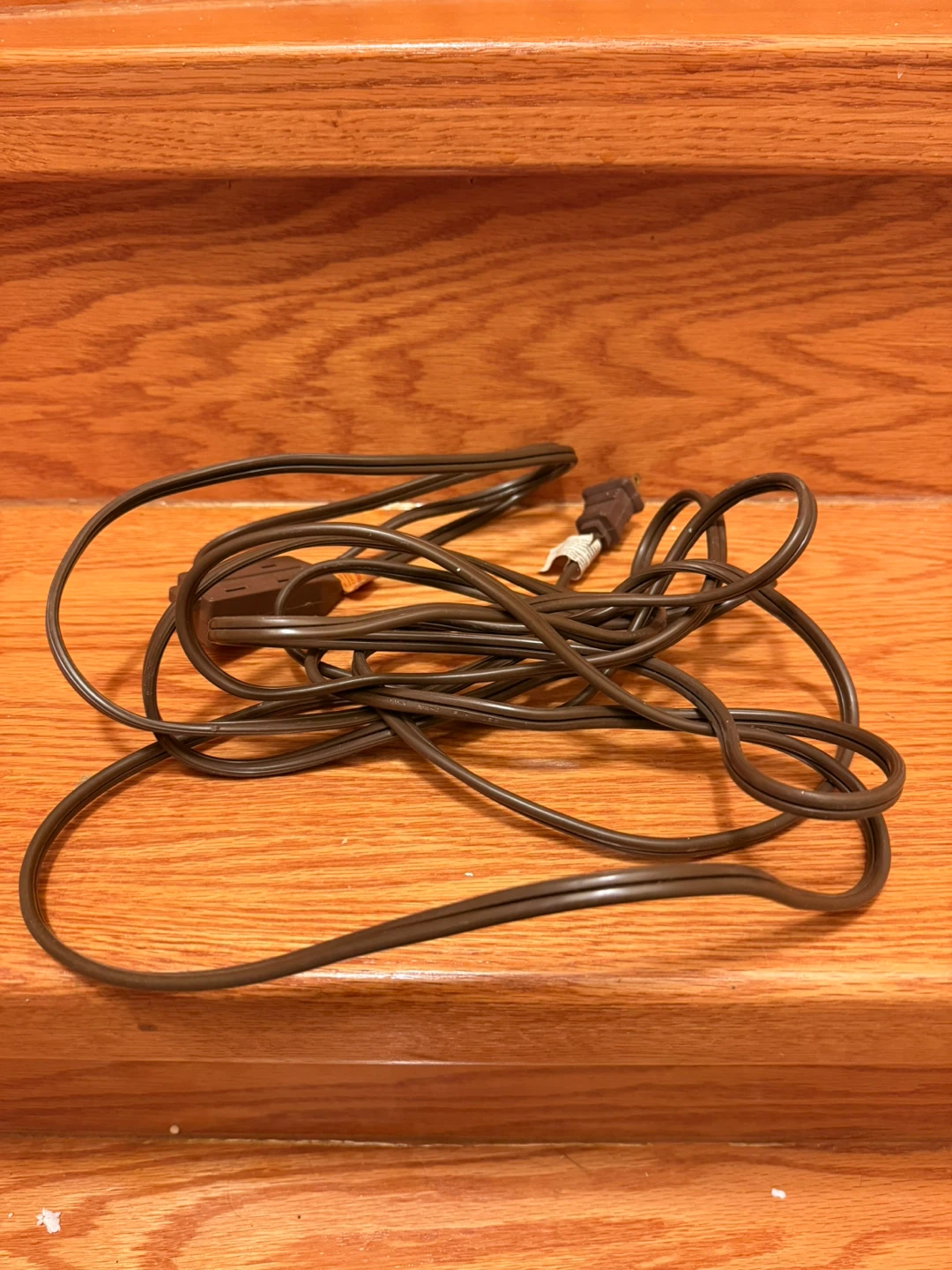 Brown 1-to-3 Outlet Extension Cord