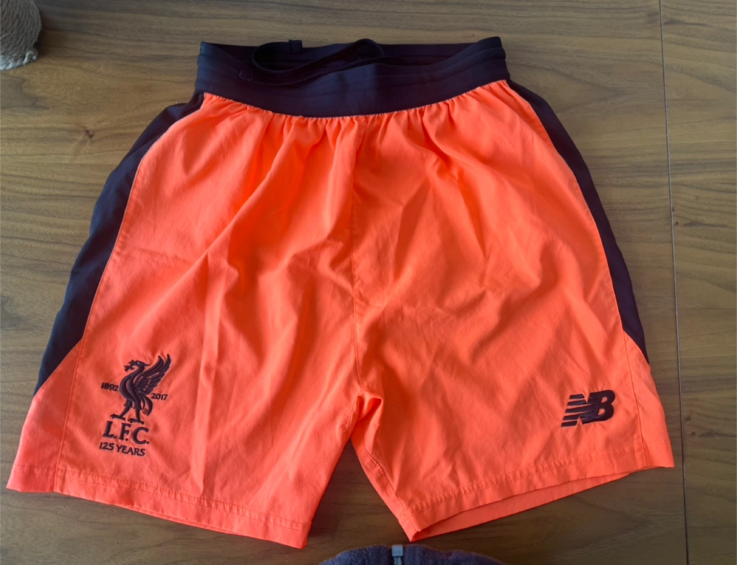 New Balance Liverpool FC 125th Anniversary Shorts Orange Boys XL
