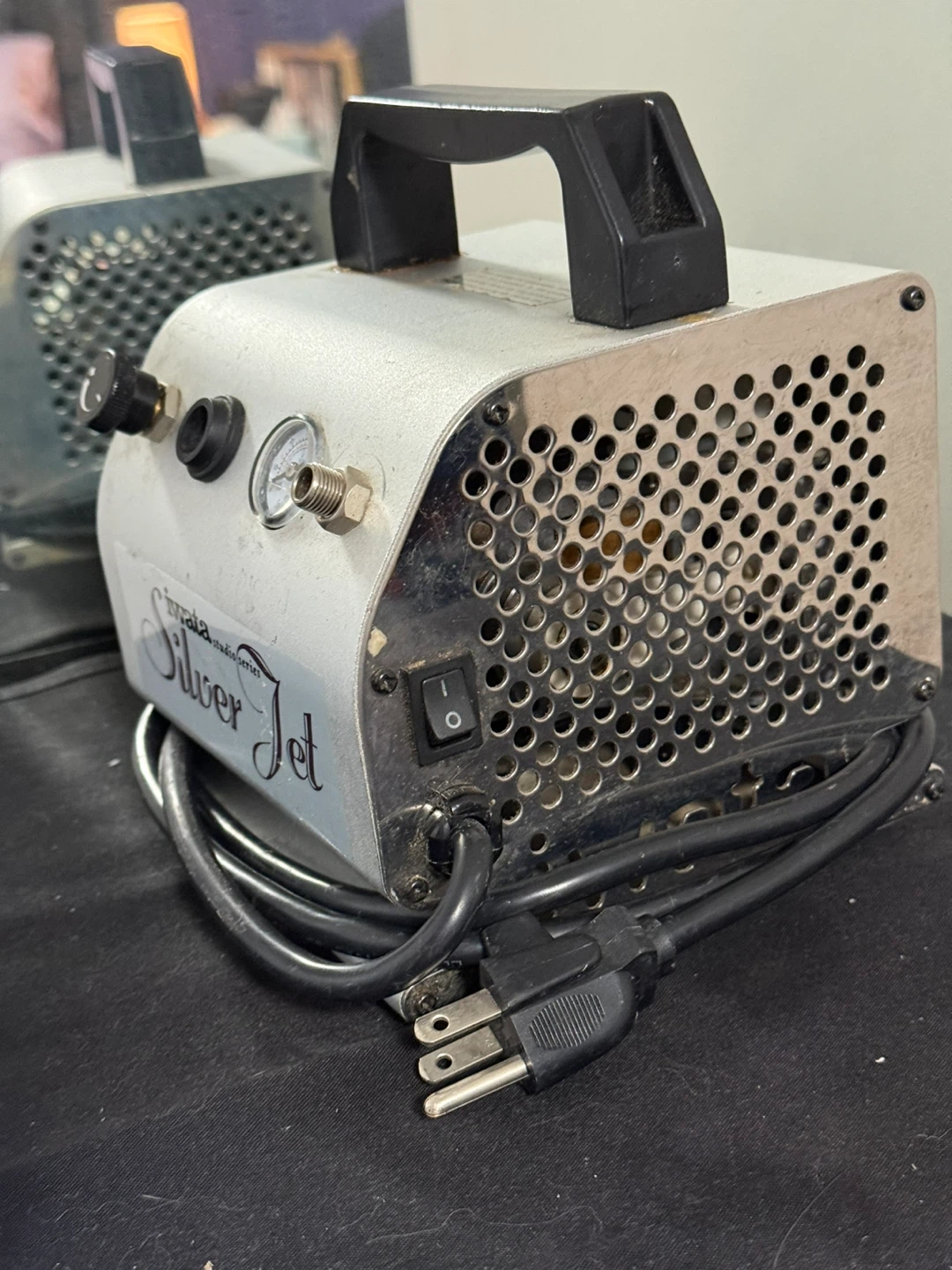 Iwata Silver Jet Airbrush Compressor - photo 4