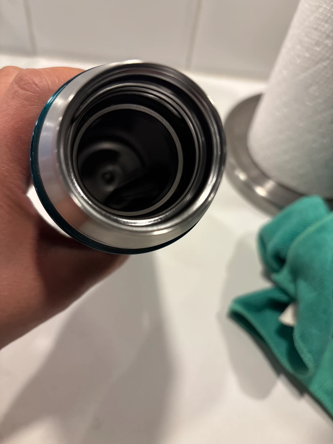 Thermos Vacuum Insulated Stainless Steel Bottle 16 oz / 470 mL - photo 2