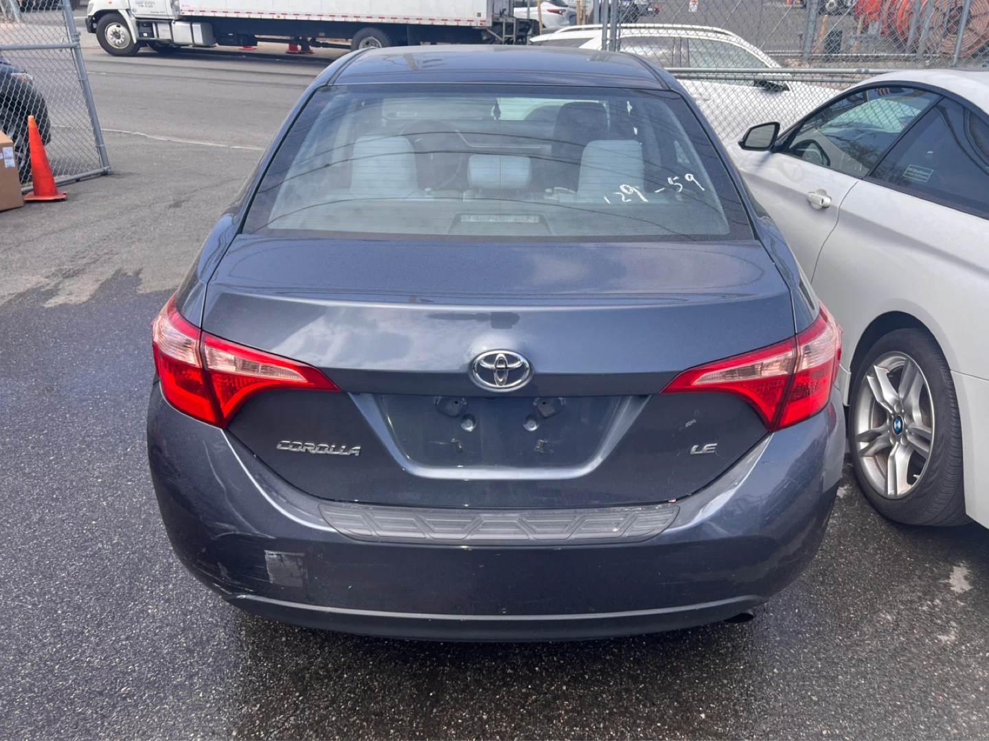 2019 Toyota Corolla LE - photo 4