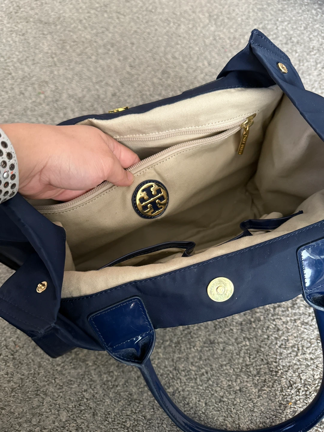 Tory Burch Navy Nylon Tote Bag - photo 2