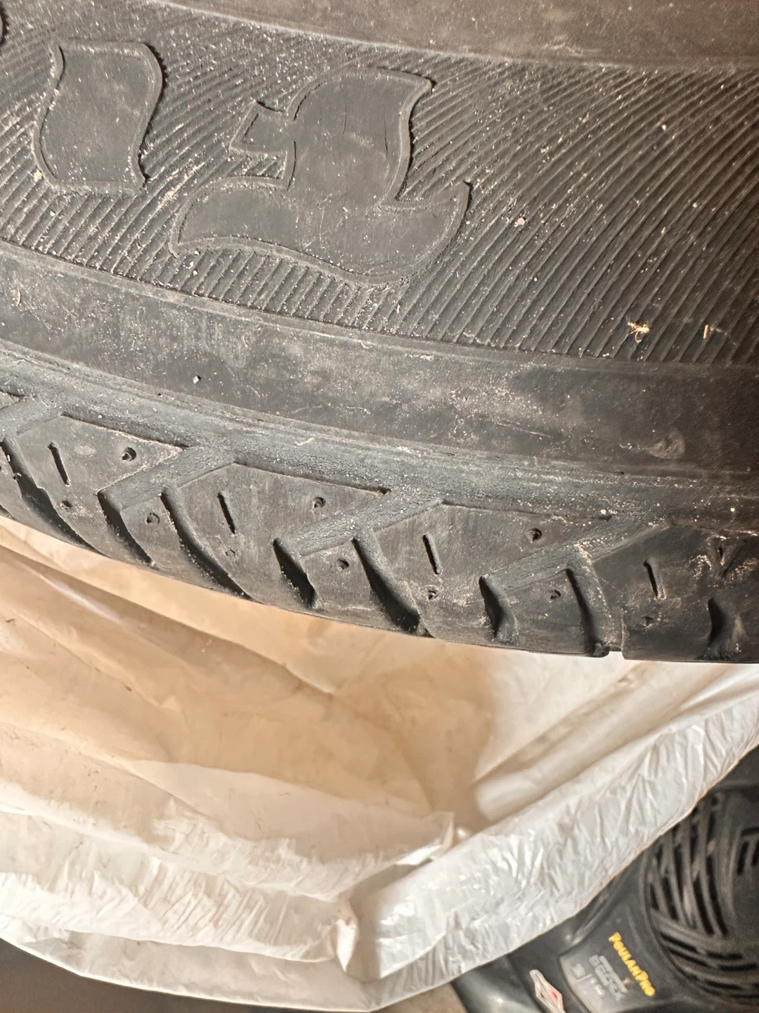 215/60R16 Tire - photo 5
