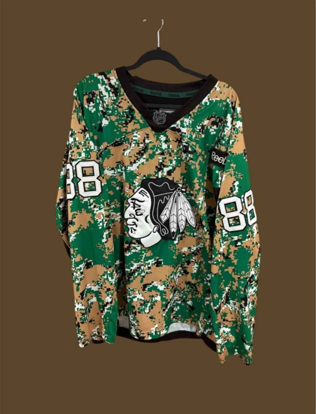Patrick Kane #88 Jersey Size 52
