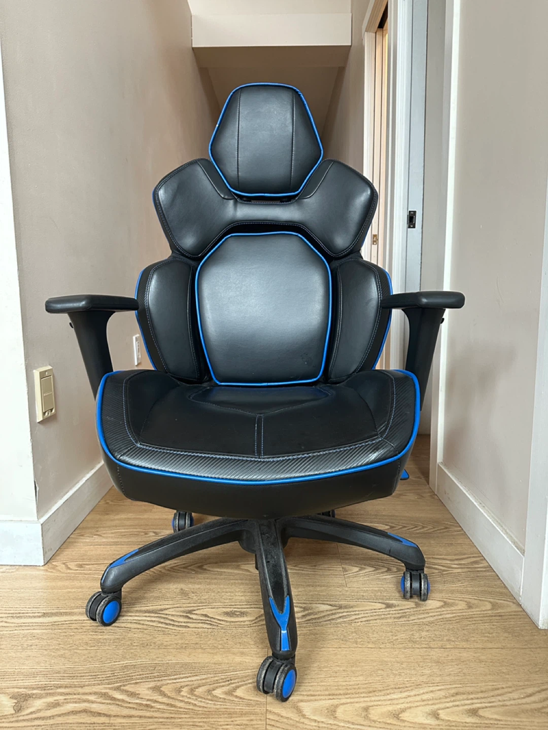 DPS 3D Insight Gaming Chair – Black/Blue (CAN DELIVER) - photo 3